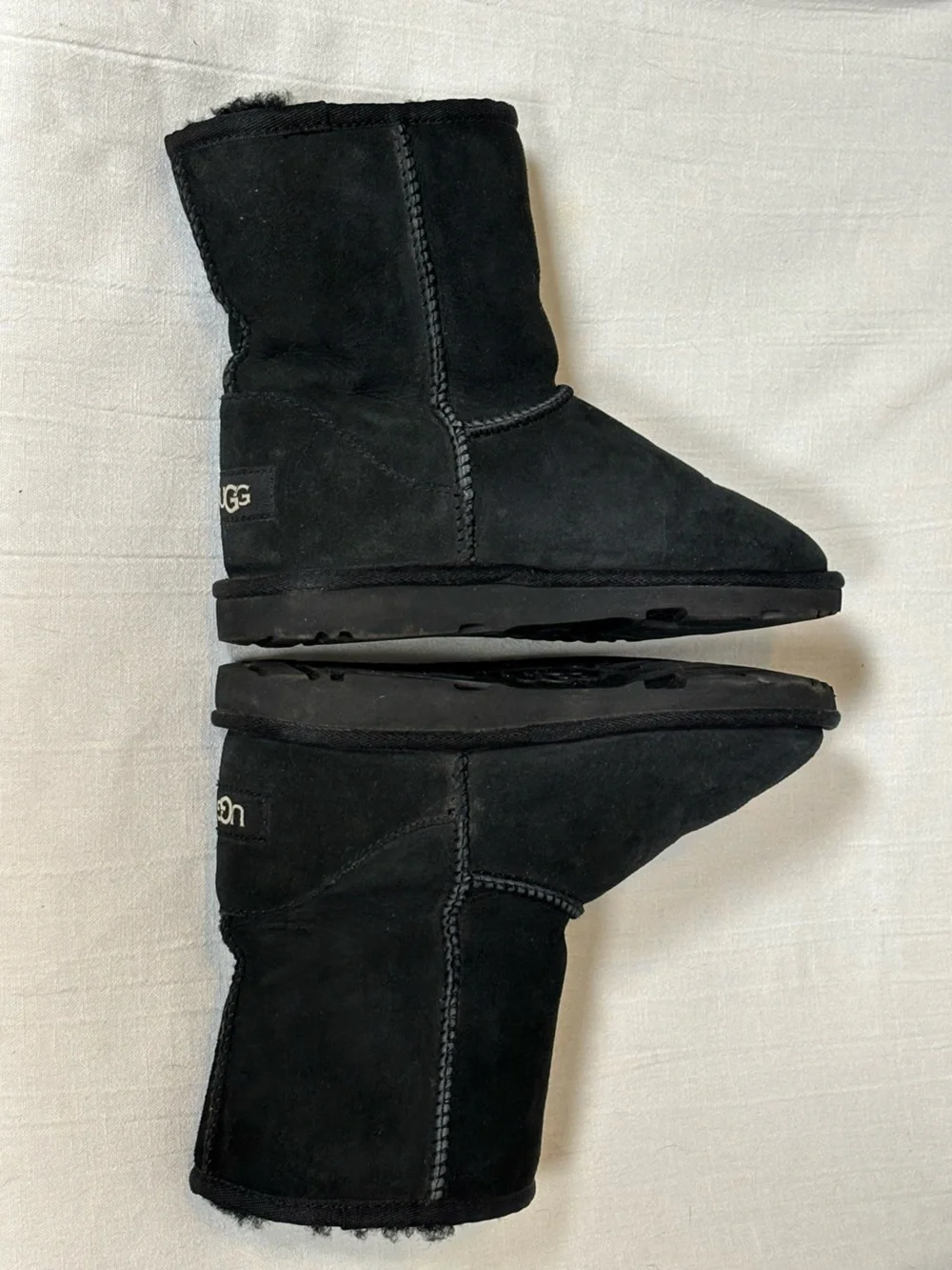UGG Classic Short II Sheepskin-Lined Suede Boots-Black-Girls Size 4